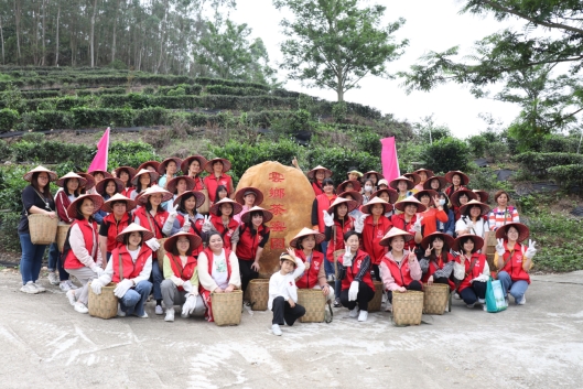 230412江门市自然资源局妇委会开展“巾帼心向党，奋进新征程”三八妇女活动 (6).jpg